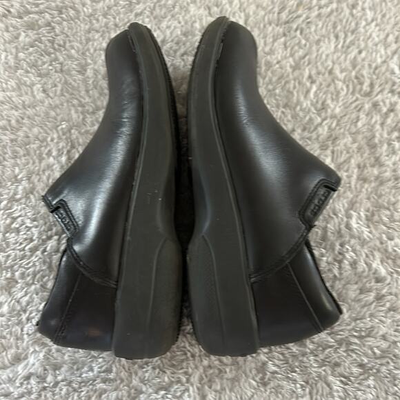 CROCS leather clogs black - Picture 6 of 10